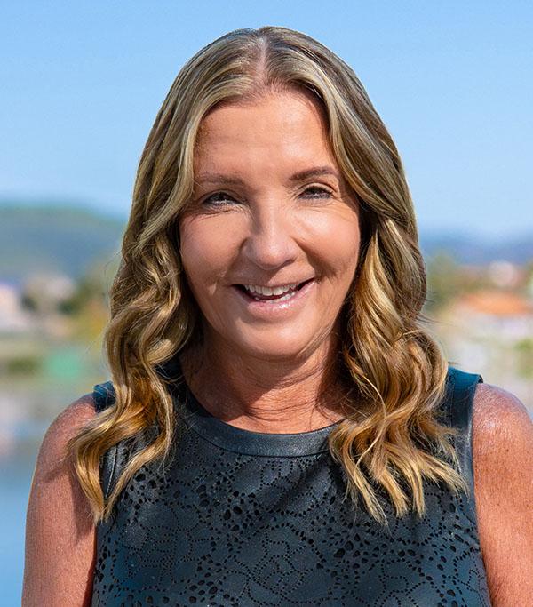 Lainie Cooney
